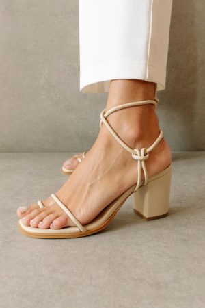 Alohas Grace Wrap Up Heel ~ Corn Ivory
